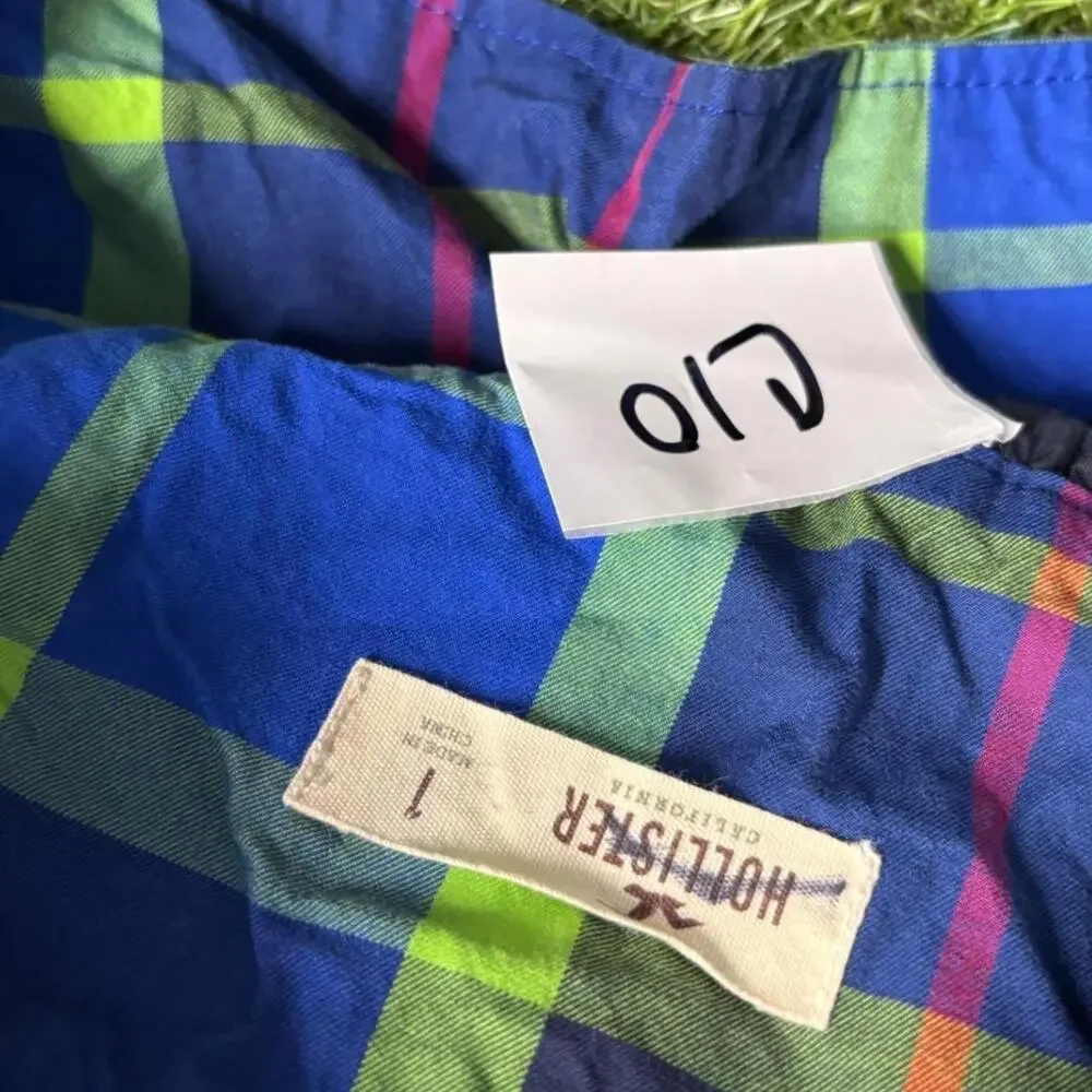 Hollister measurements waist